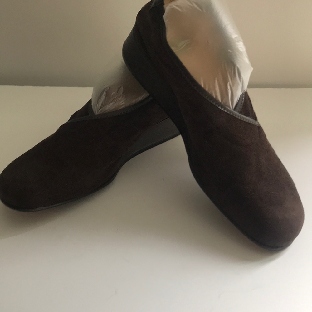 TARYN ROSE Brown Suede Vero Cuoio Celeste Wedge